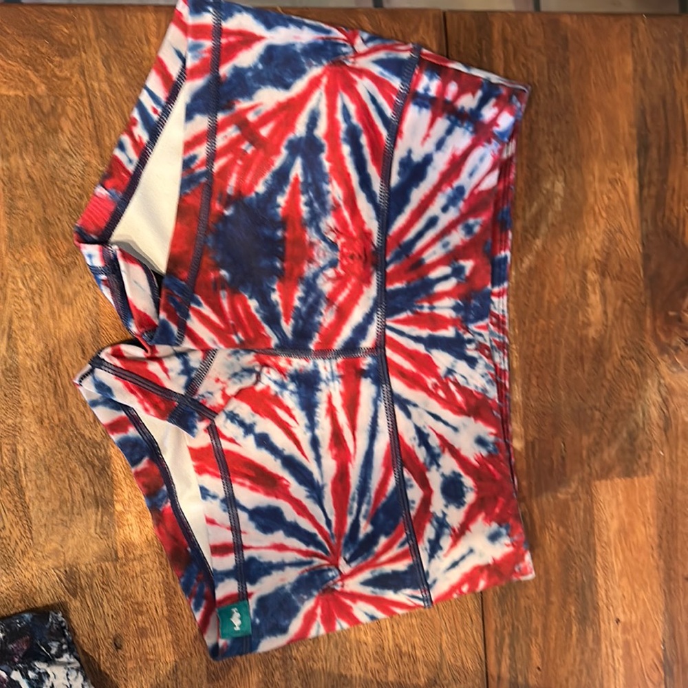 WodBottom American flag tie die workout shorts- XS